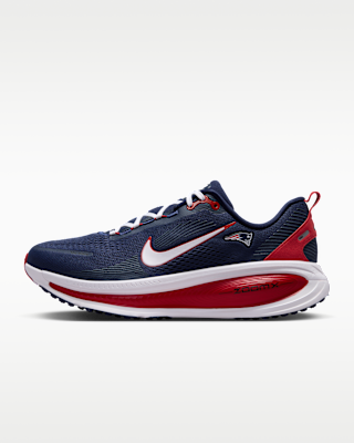 Vomero 18 (New England Patriots) Men's Road Running Shoes